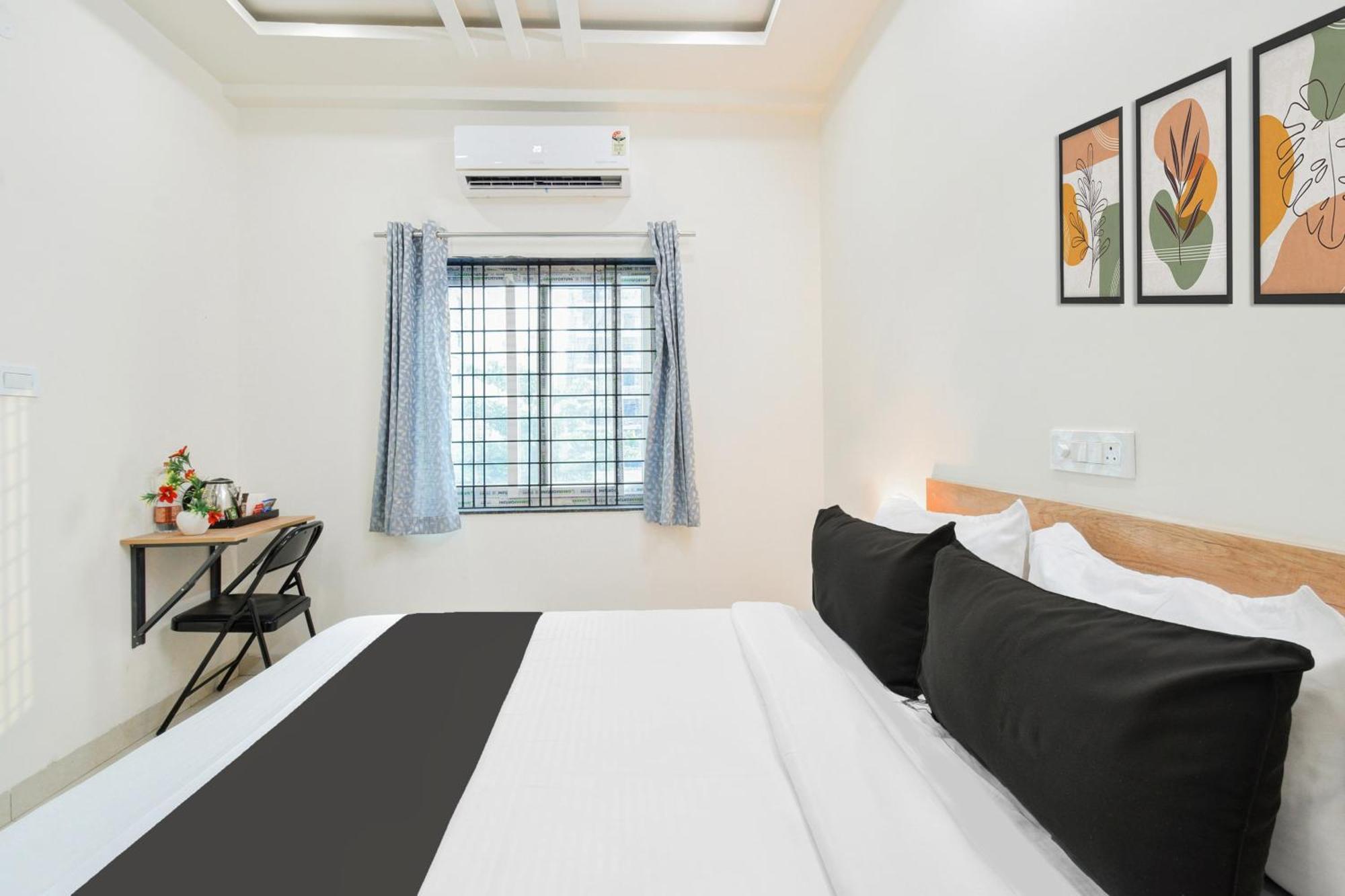 Gundipet Super Townhouse Kokapet Formerly Aarian Tej Nilayam מראה חיצוני תמונה